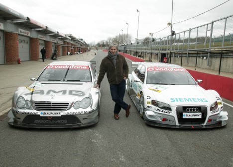 Det bliver i AMG-Mercedes CLK'en at Damon Hill prøver DTM